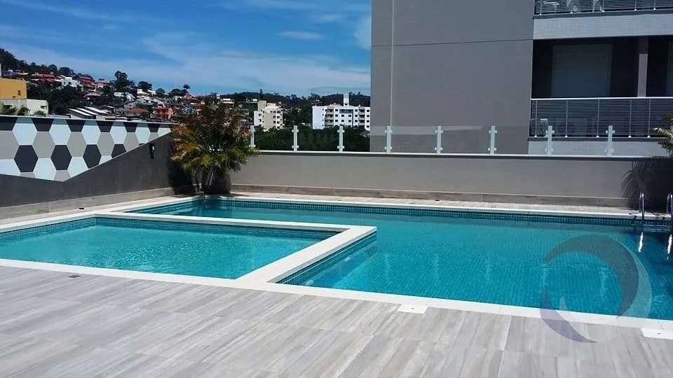 Apartamento para venda com 2 dormitórios em Pantanal com 68 m²