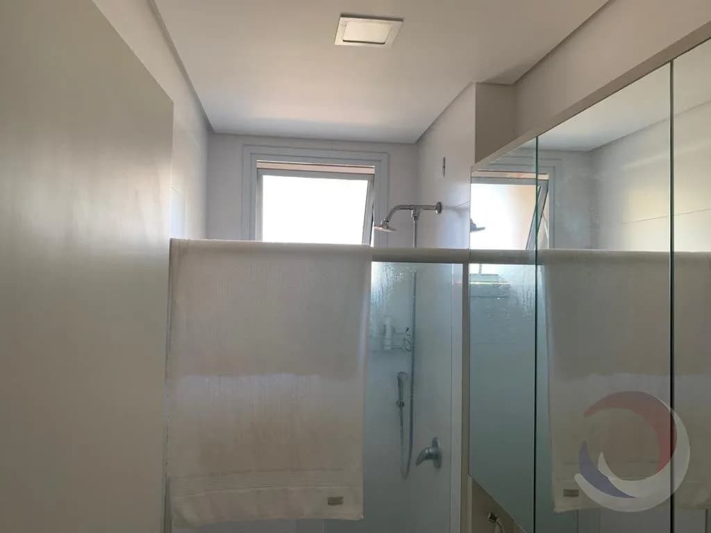Apartamento para venda com 2 dormitórios em Pantanal com 68 m² — foto 4