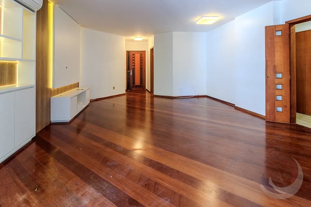 Apartamento para venda com 3 dormitórios em Centro com 156 m² — foto 3
