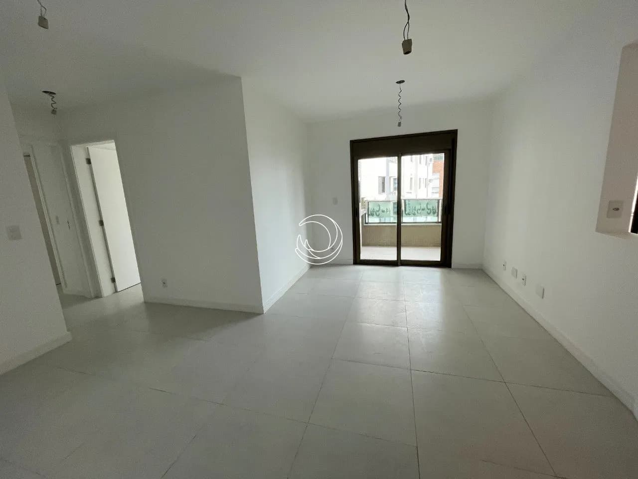 Apartamento para venda com 2 dormitórios em Agronômica com 69 m² — foto 2