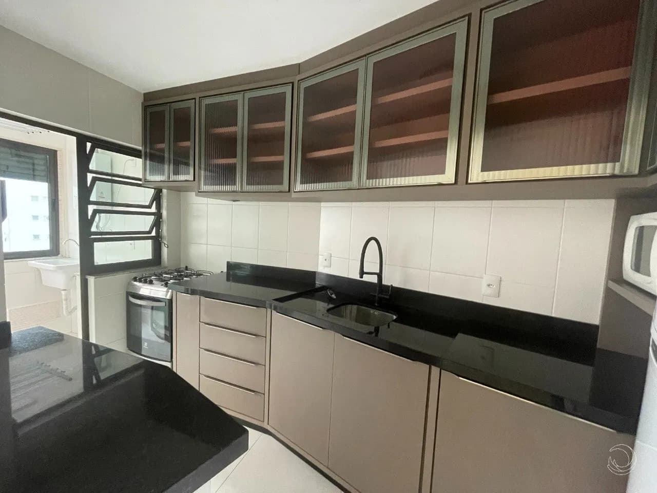 Apartamento para venda com 2 dormitórios em Agronômica com 69 m² — foto 4