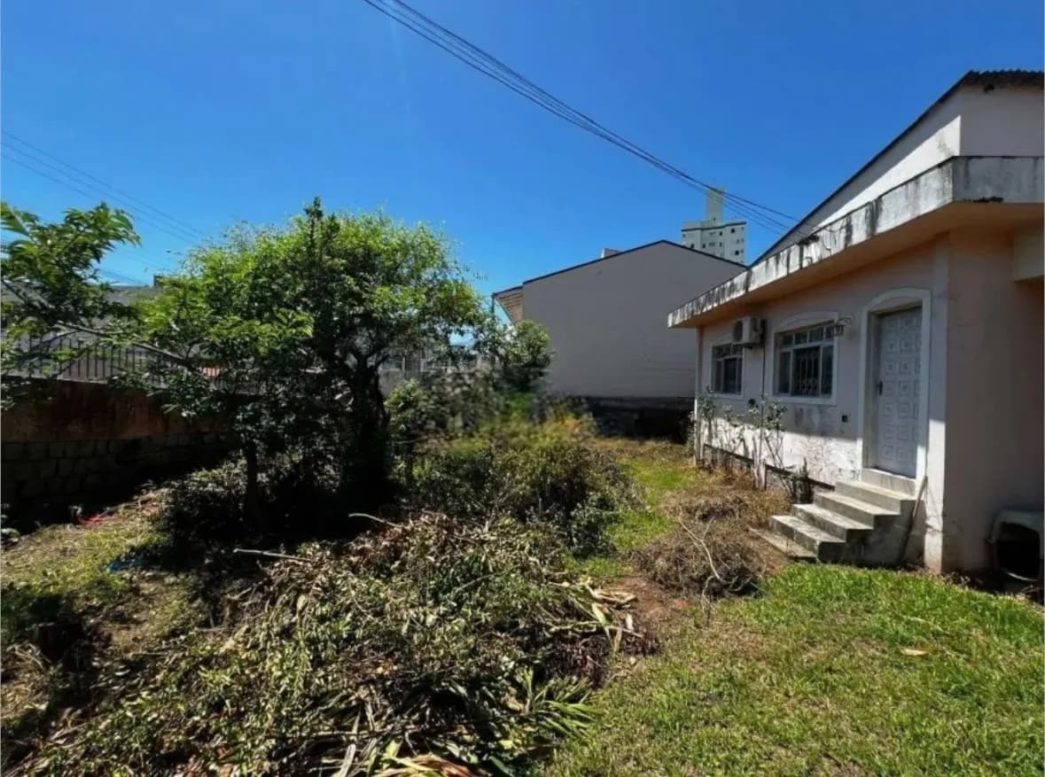 Terreno para venda em Estreito com 393 m² — foto principal