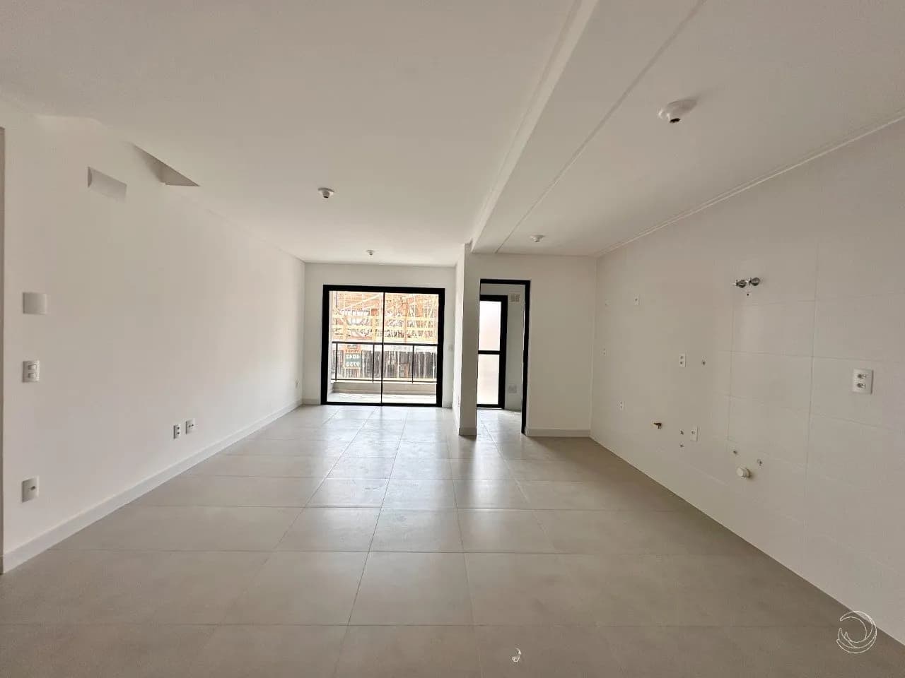 Apartamento para venda com 3 dormitórios em Centro com 109 m² — foto principal