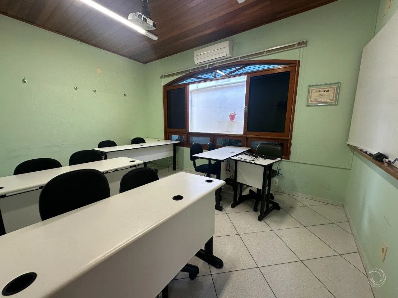 Casa para venda com 4 dormitórios em Centro com 120 m² — foto 3