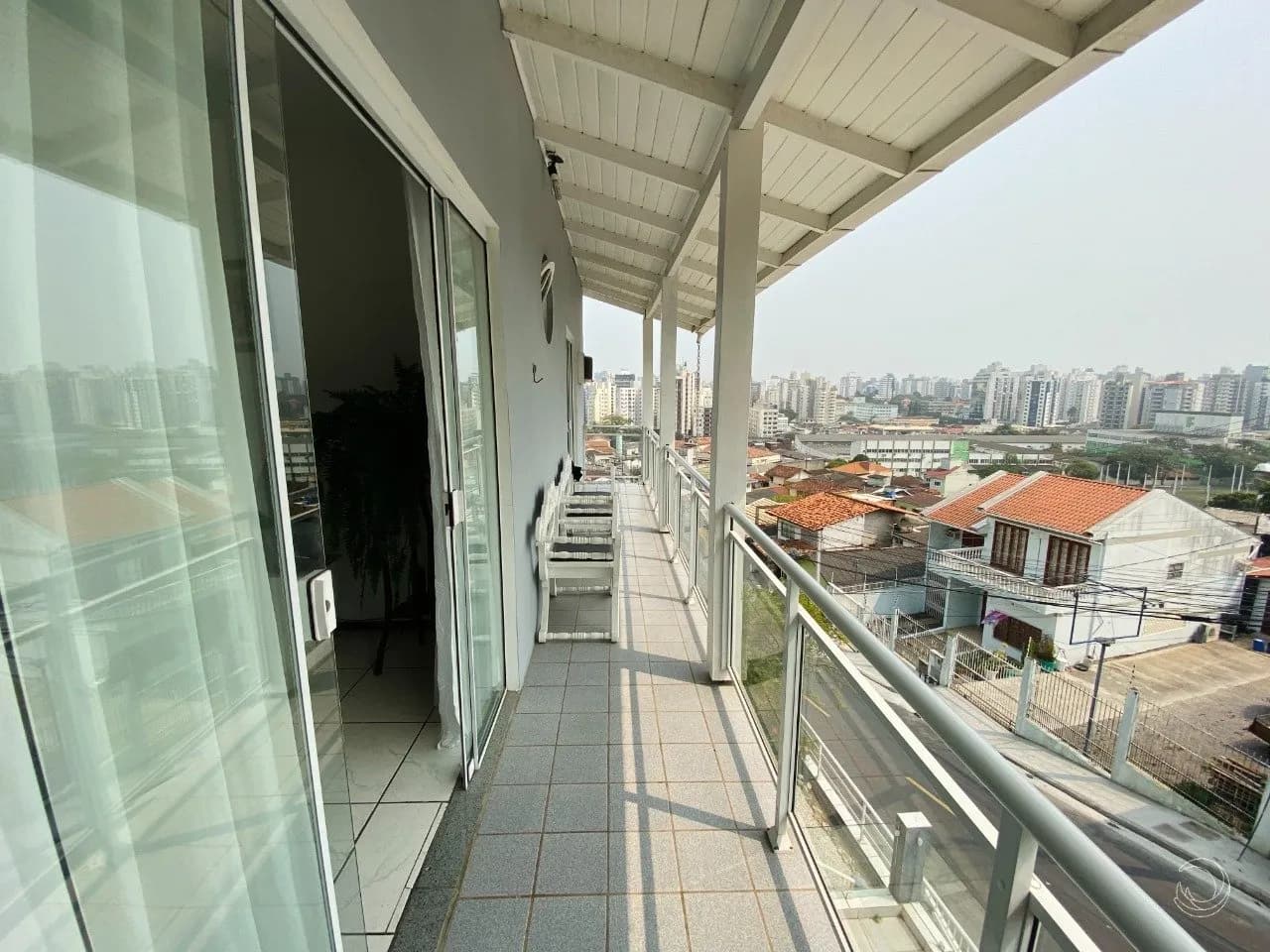 Casa para venda com 7 dormitórios em Centro com 200 m² — foto 2