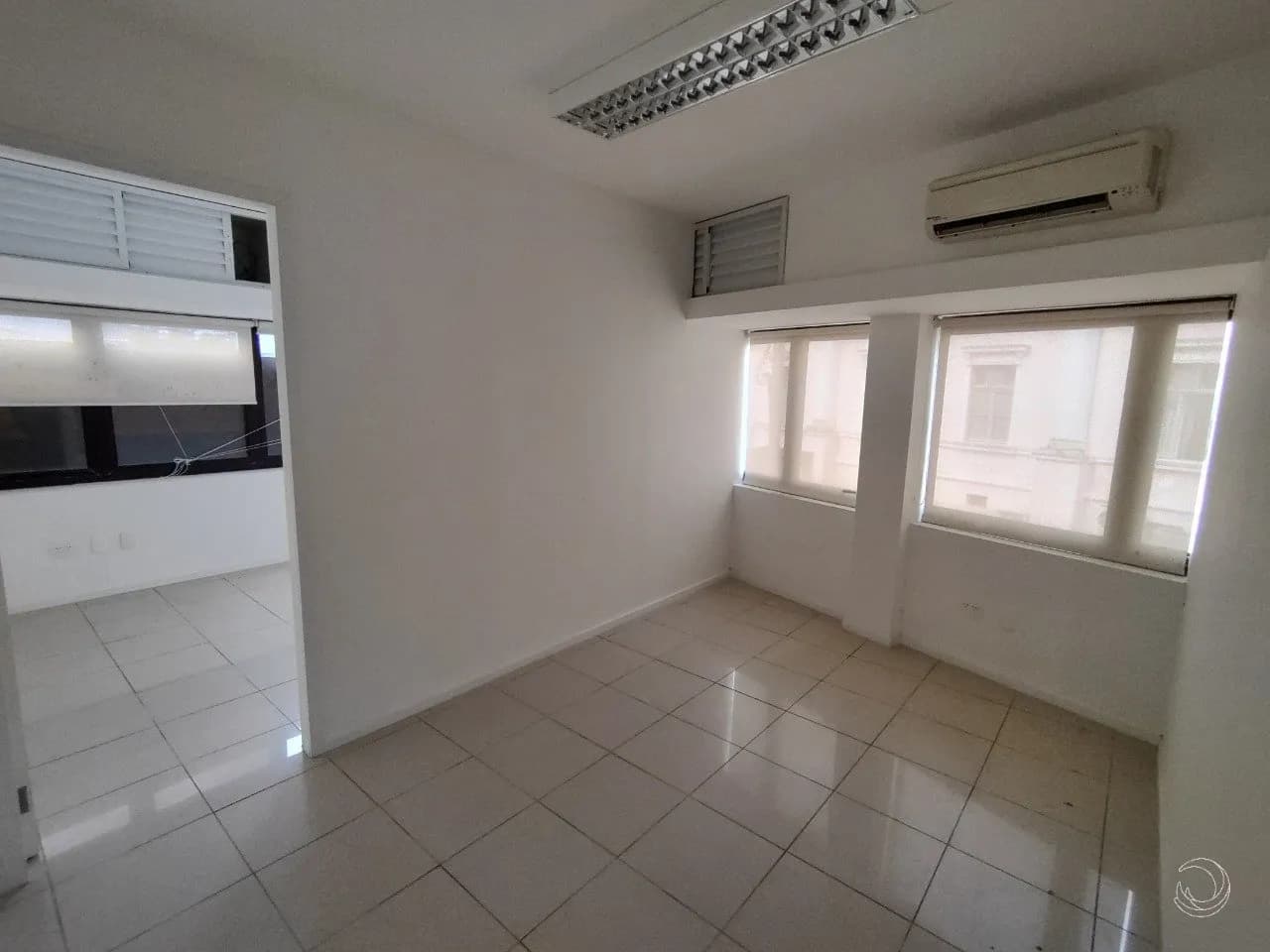 Sala comercial para venda em Centro com 410 m² — foto 3