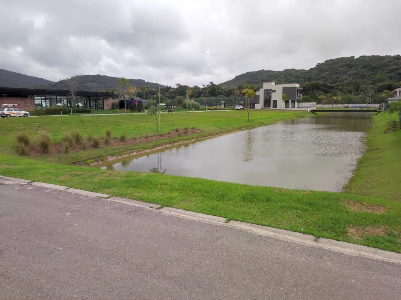 Terreno para venda em Pedra Branca com 301 m² — foto 4