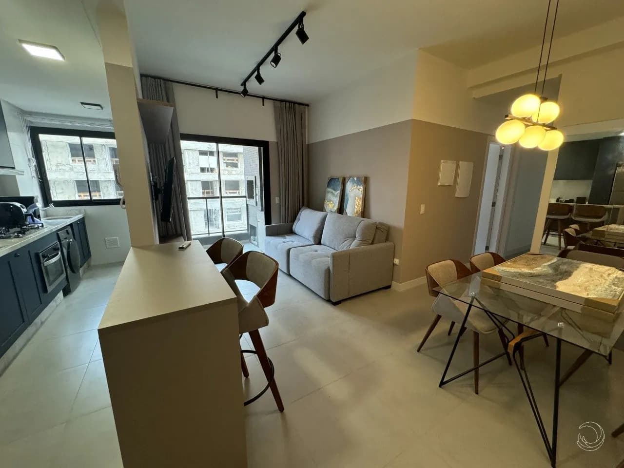 Apartamento para venda com 2 dormitórios em Centro com 74 m² — foto principal