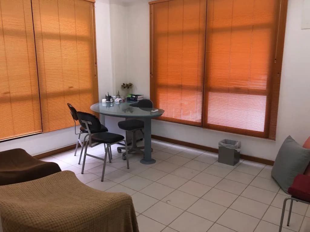 Sala comercial para venda em Centro com 35 m² — foto 2