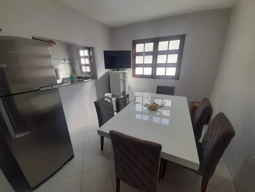 Casa para venda com 3 dormitórios em Carianos com 206 m² — foto 2