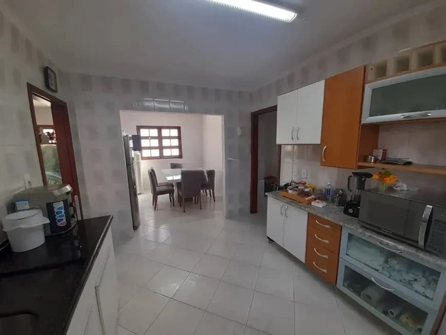 Casa para venda com 3 dormitórios em Carianos com 206 m² — foto 3
