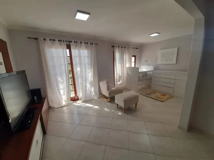 Casa para venda com 3 dormitórios em Carianos com 206 m² — foto 4
