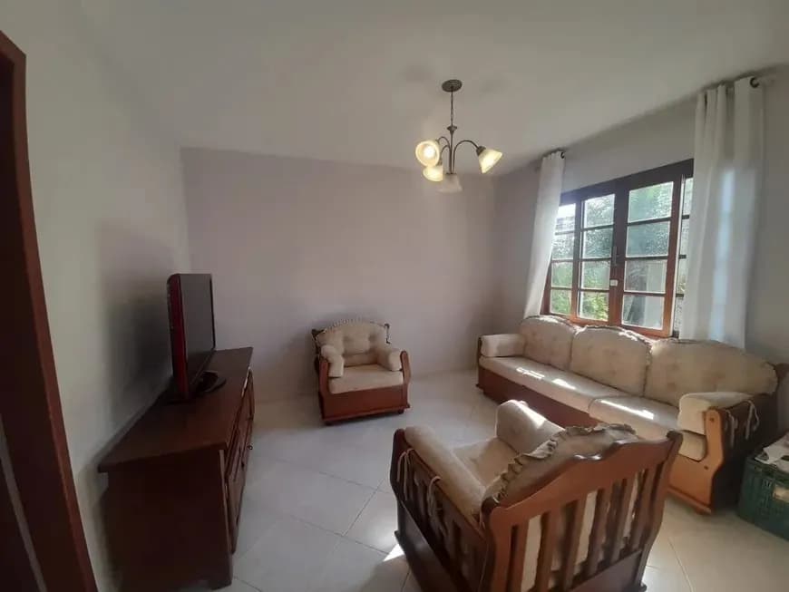 Casa para venda com 3 dormitórios em Carianos com 206 m² — foto 5