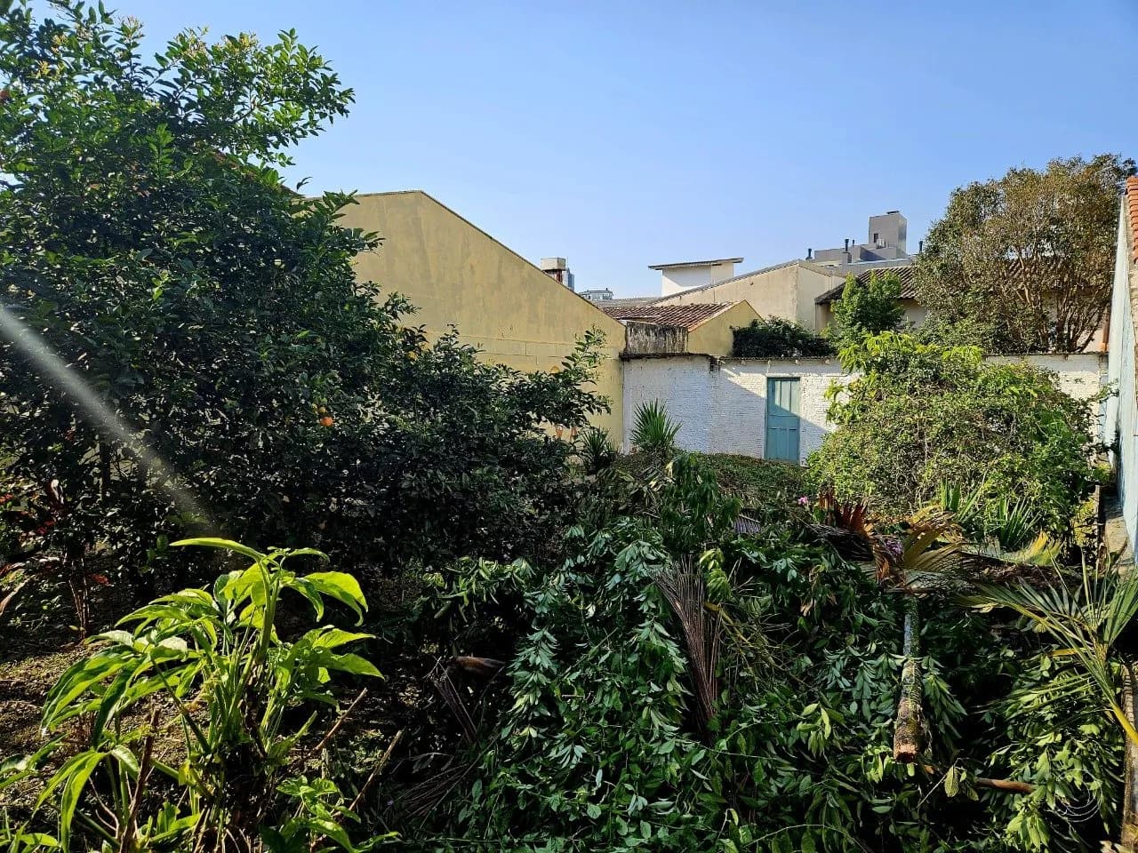 Terreno para venda em Trindade com 441 m² — foto principal