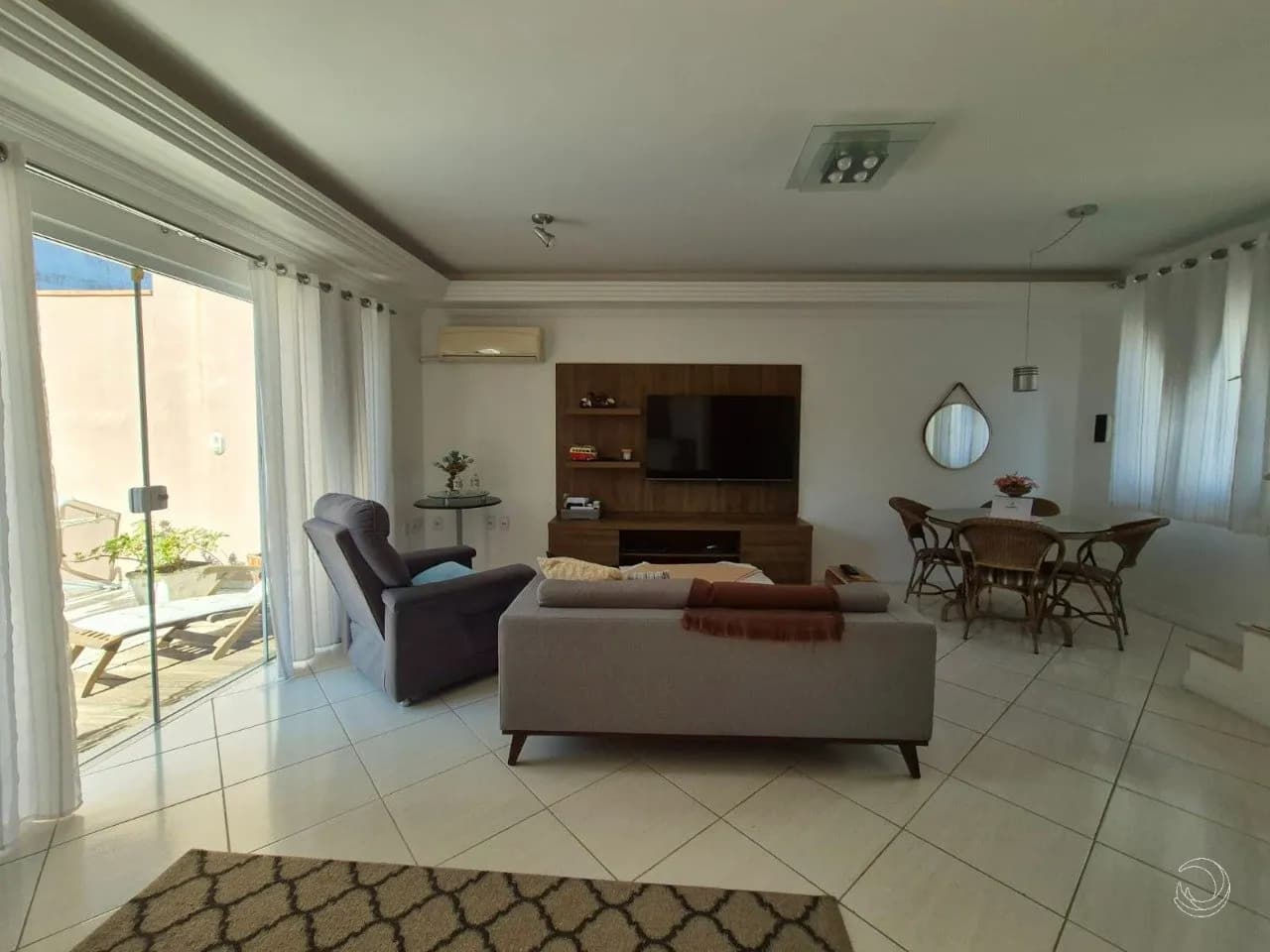 Casa para venda com 3 dormitórios em Coqueiros com 195 m² — foto 5