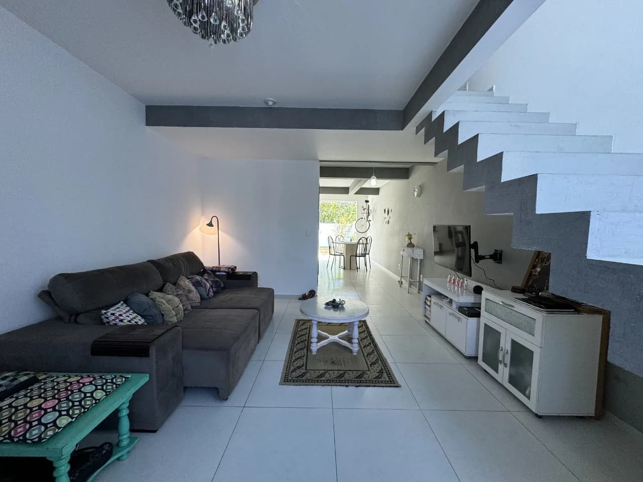 Casa para venda com 3 dormitórios em Campeche com 98 m² — foto principal