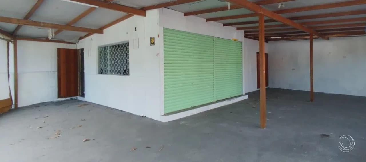 Casa comercial para venda em Itacorubi com 86 m²