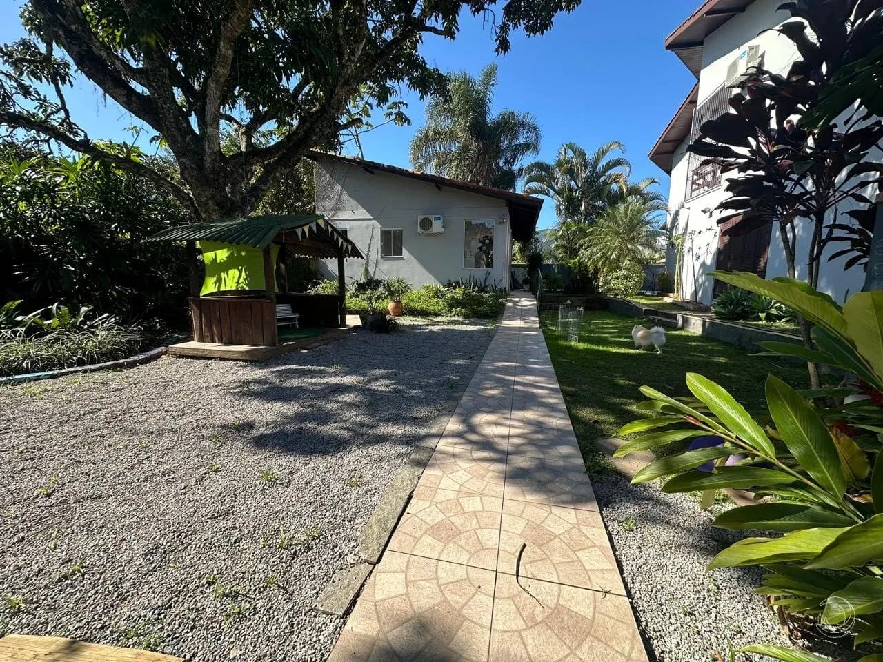 Terreno para venda em Santa Mônica com 620 m²