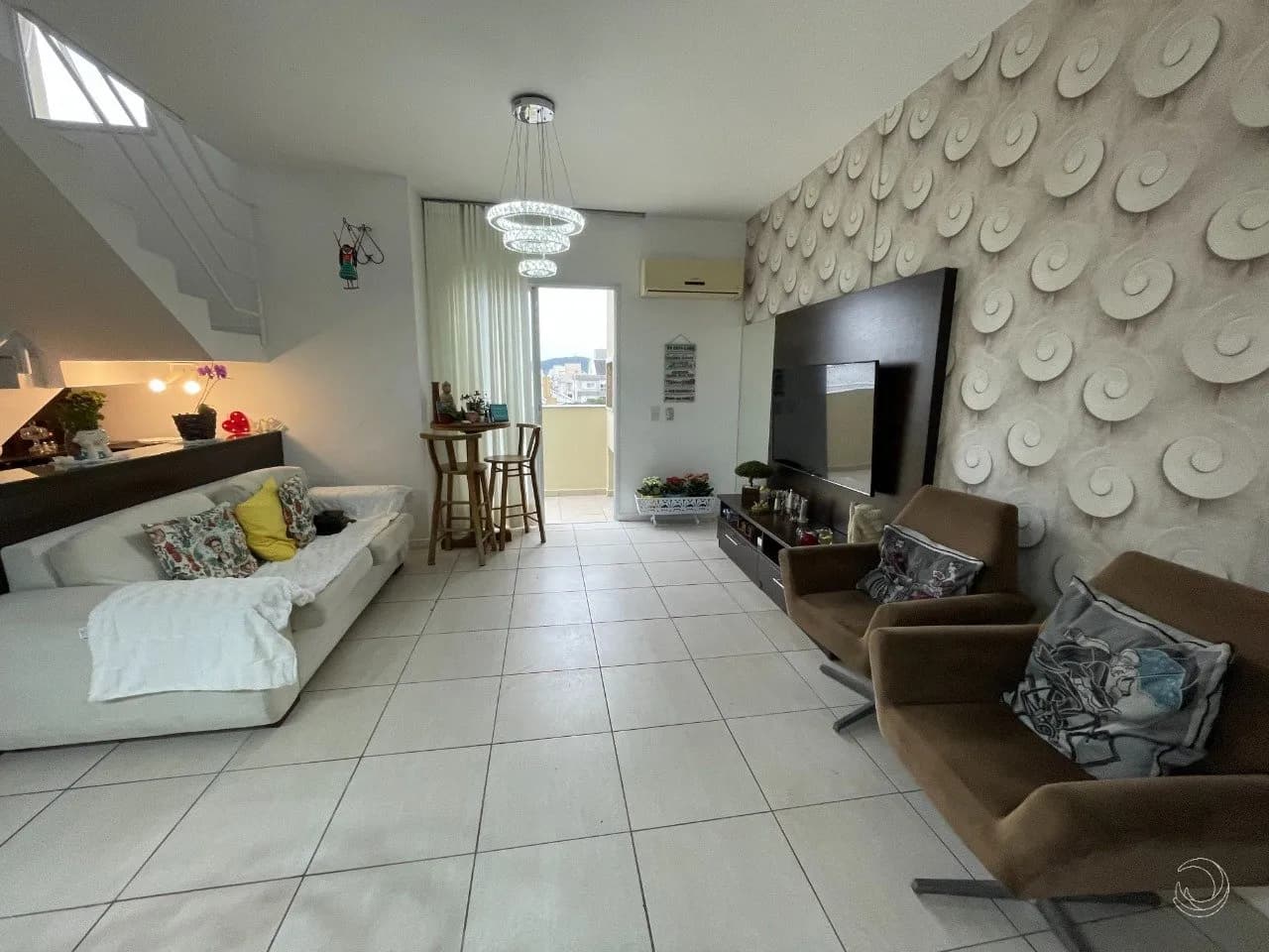 Cobertura para venda com 3 dormitórios em Jurerê com 137 m² — foto principal