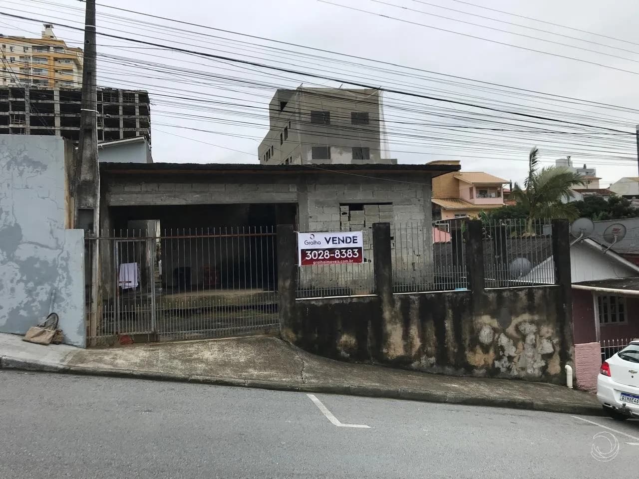 Terreno para venda em Barreiros com 300 m² — foto principal