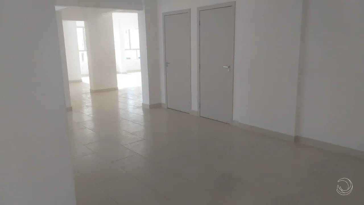 Sala comercial para venda em Centro com 211 m² — foto 5