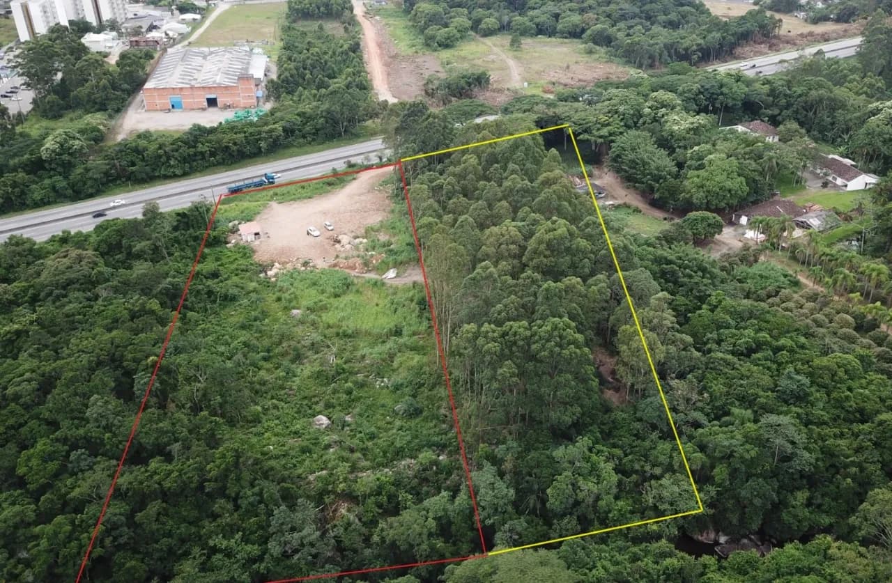 Terreno para venda em Praia De Fora com 7870 m²