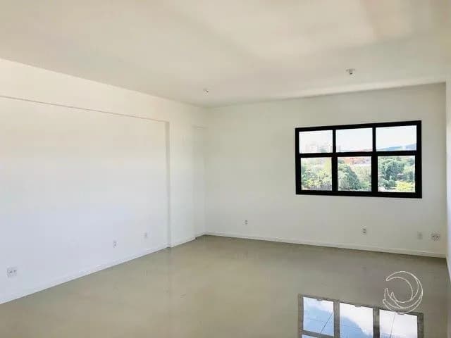 Sala comercial para venda em Capoeiras com 44 m² — foto 2