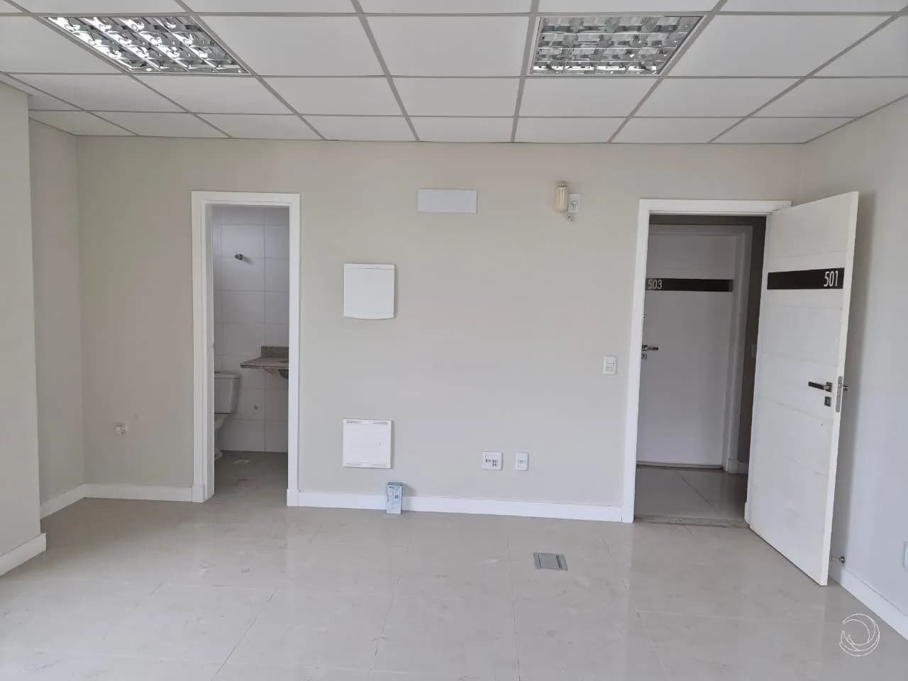Sala comercial para venda em Centro com 29 m² — foto 3
