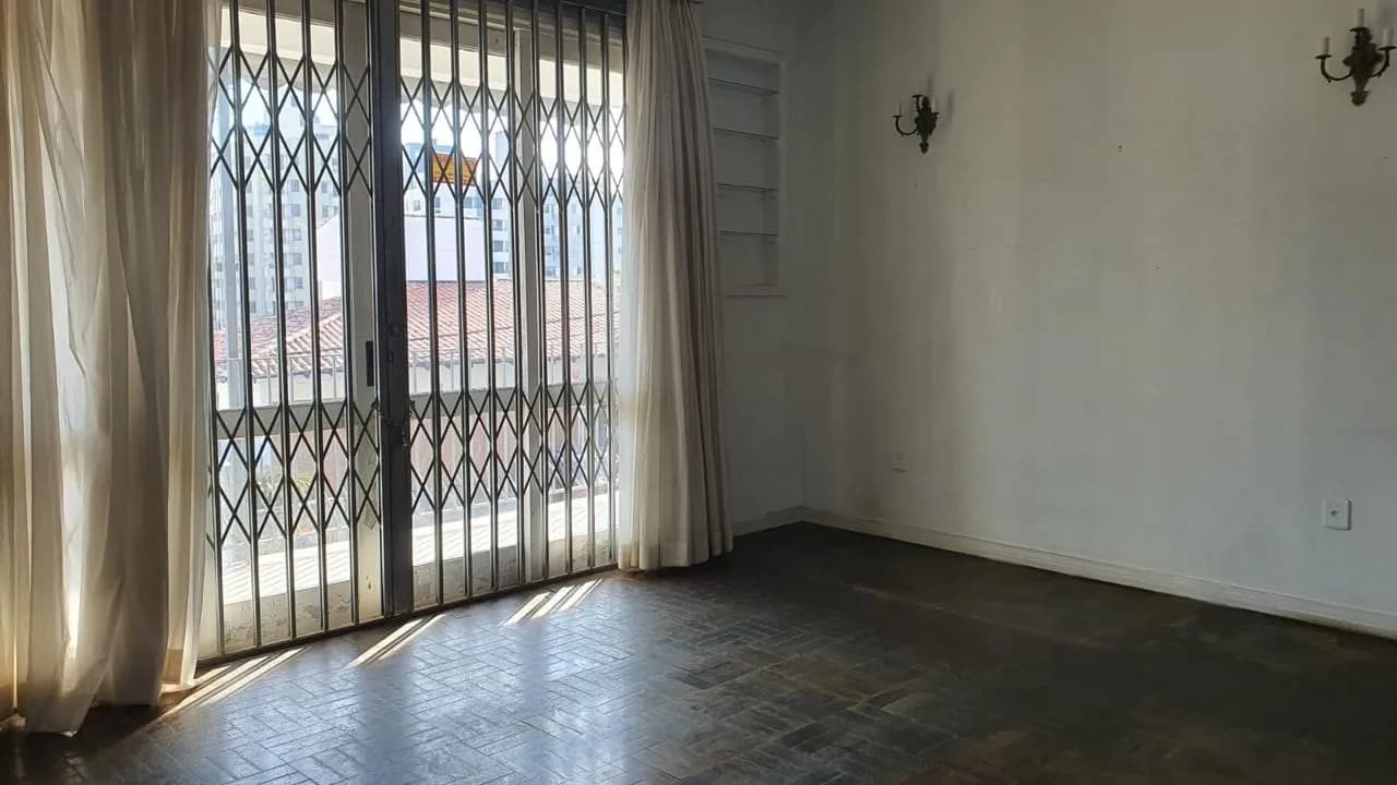Casa para venda com 3 dormitórios em Agronômica com 155 m² — foto 2