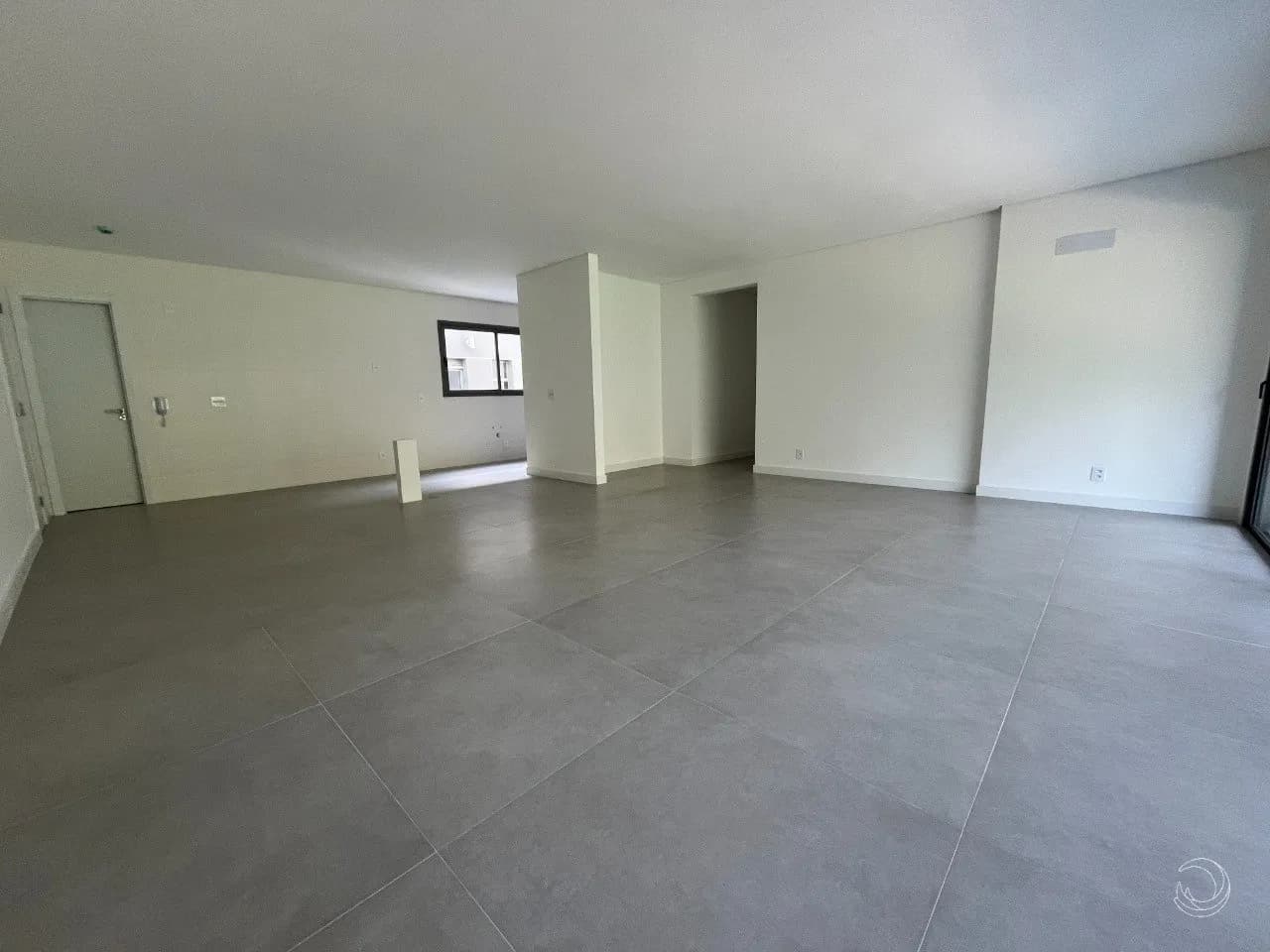 Apartamento para venda com 3 dormitórios em Cacupé com 165 m² — foto 4