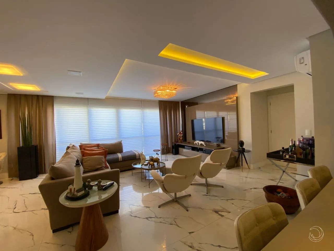 Cobertura para venda com 3 dormitórios em Itacorubi com 337 m² — foto 2