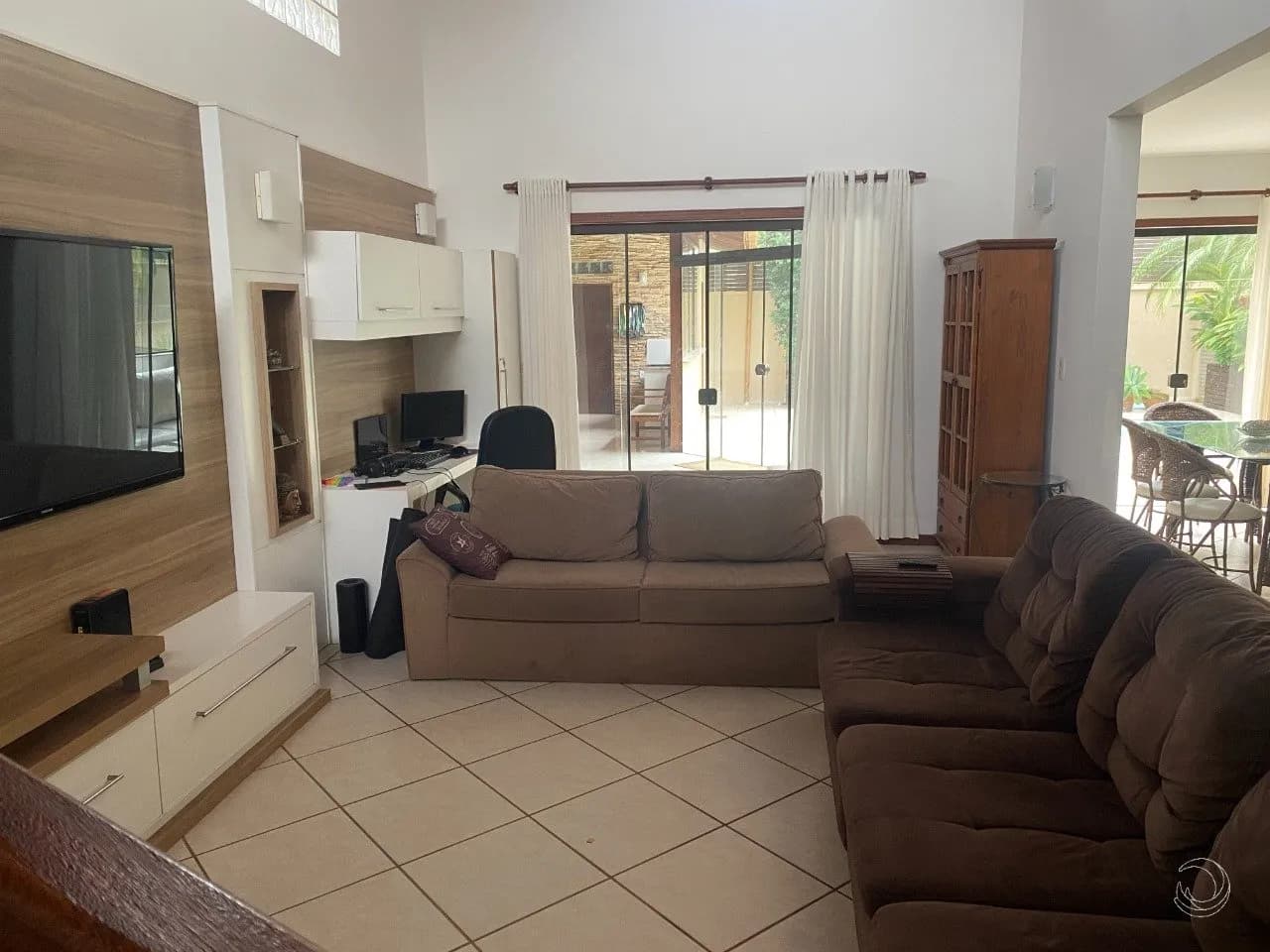 Casa para venda com 4 dormitórios em Vargem Grande com 276 m² — foto 2