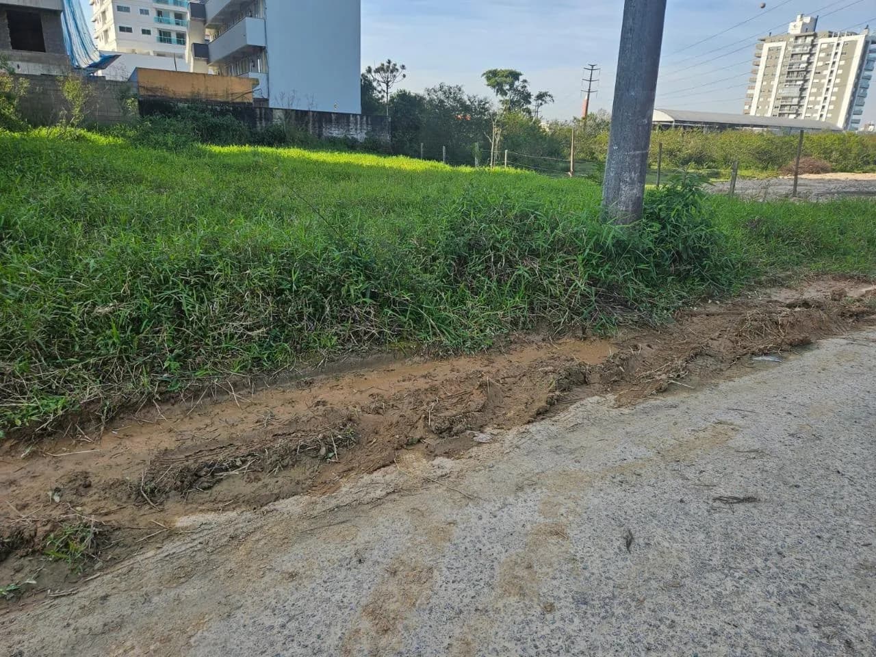 Terreno para venda em Pedra Branca com 737 m² — foto 2