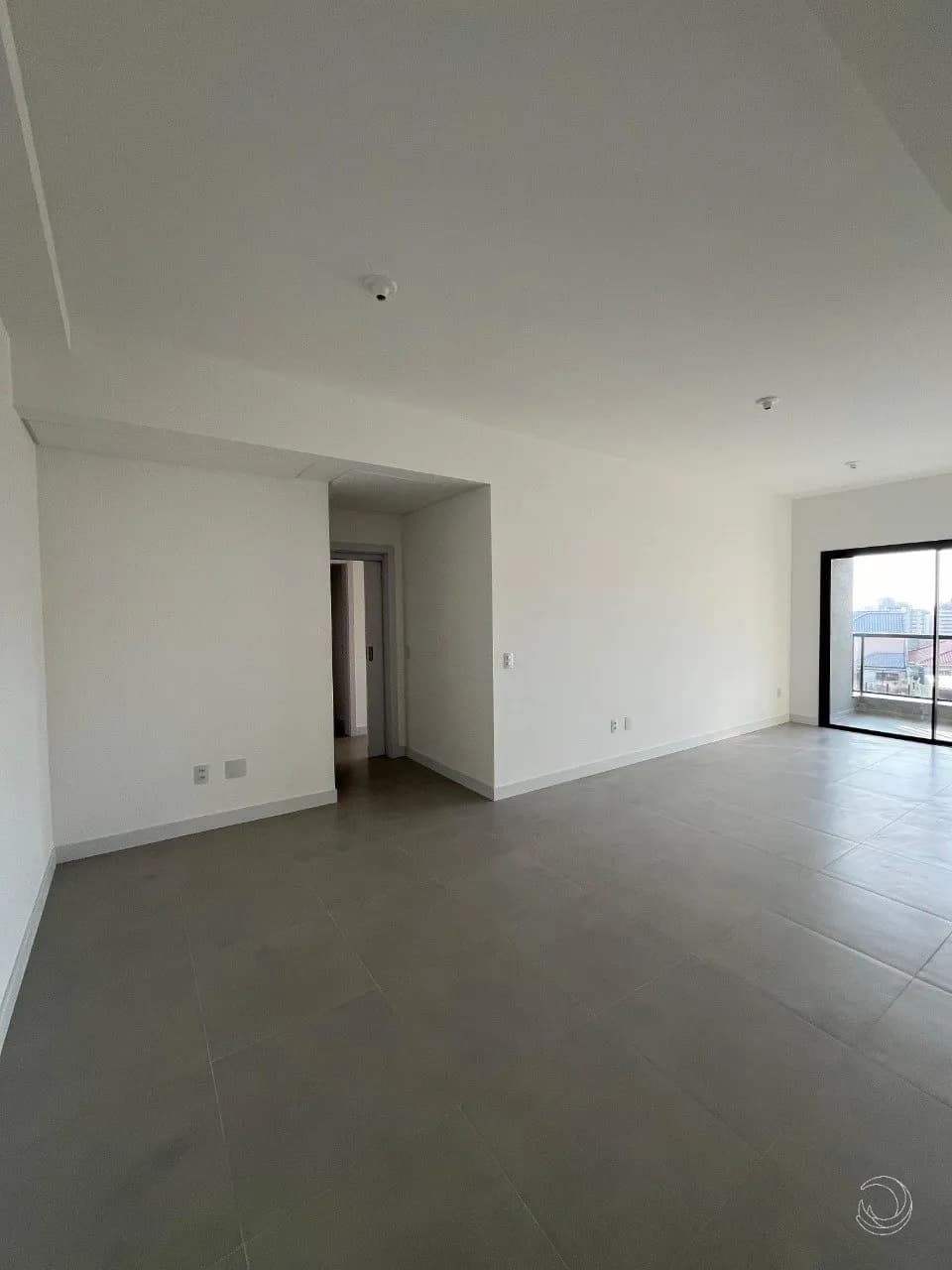 Apartamento para venda com 3 dormitórios em Centro com 110 m² — foto principal