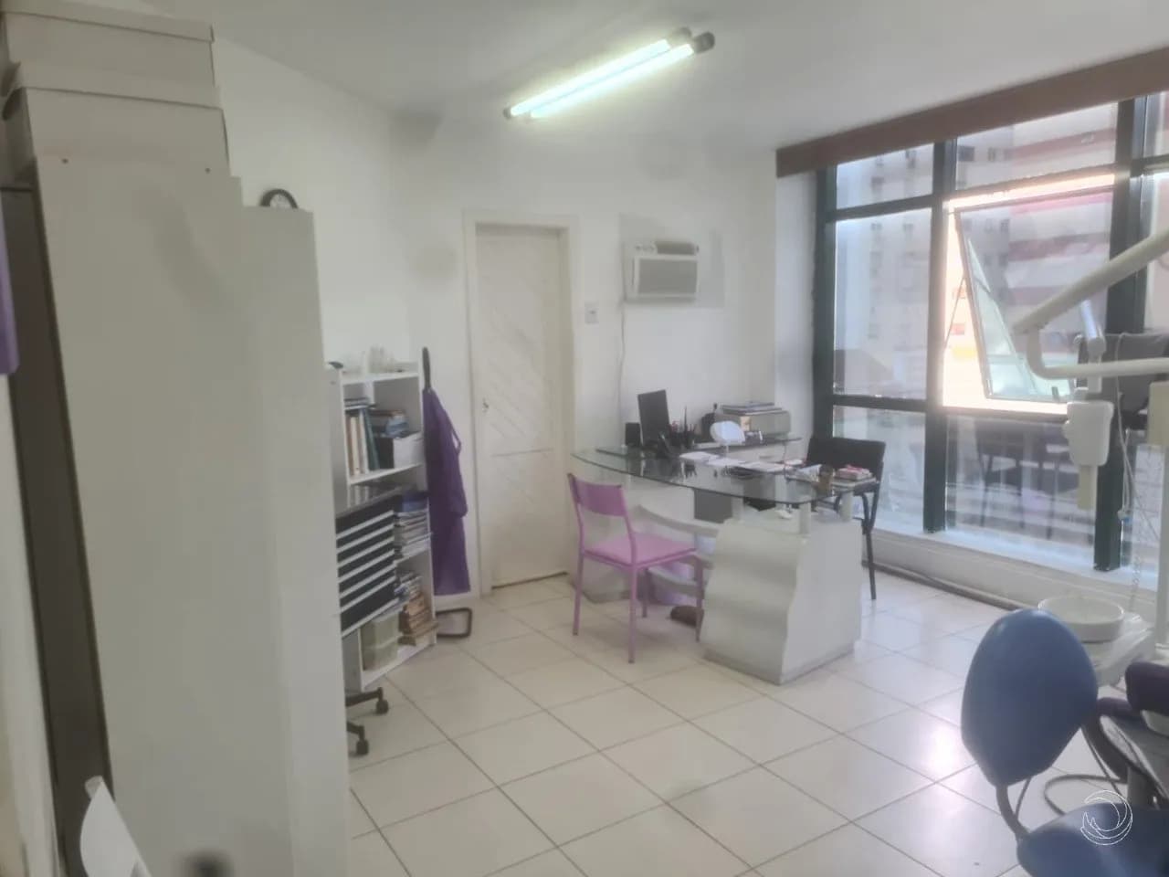 Sala comercial para venda em Centro com 23 m² — foto principal