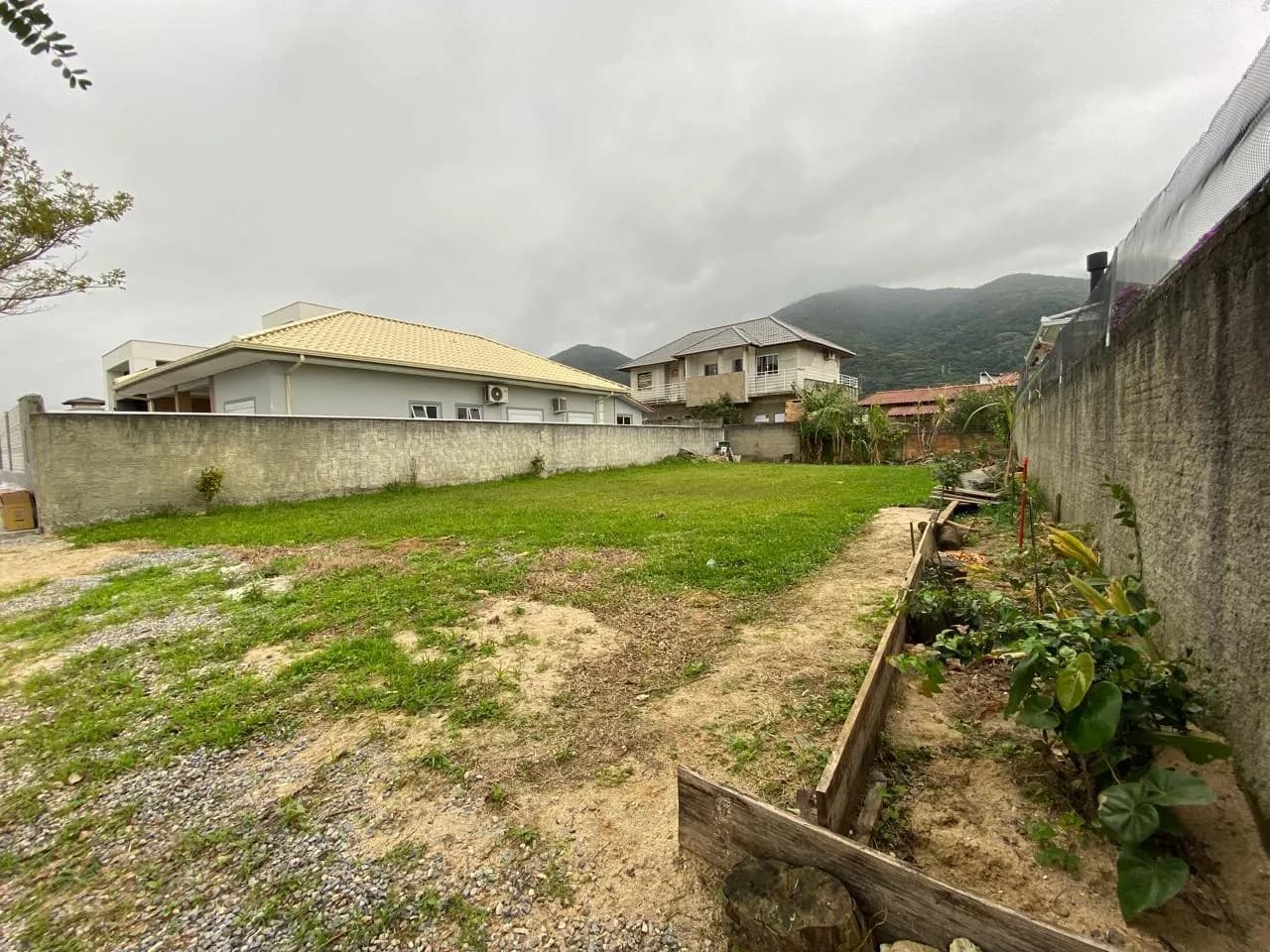 Terreno para venda em Praia De Fora com 307 m² — foto 3