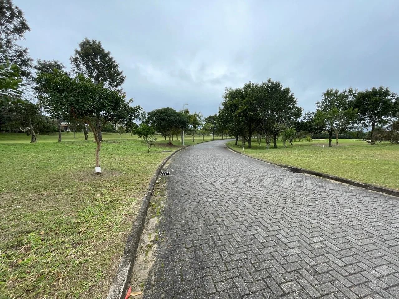 Terreno para venda em Ingleses Do Rio Vermelho com 827 m² — foto 4