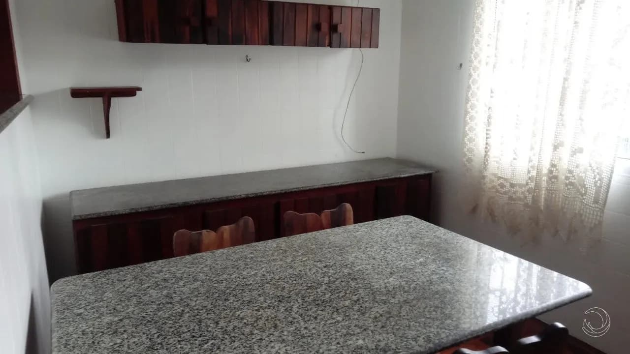 Casa para venda com 4 dormitórios em Centro com 102 m² — foto 4