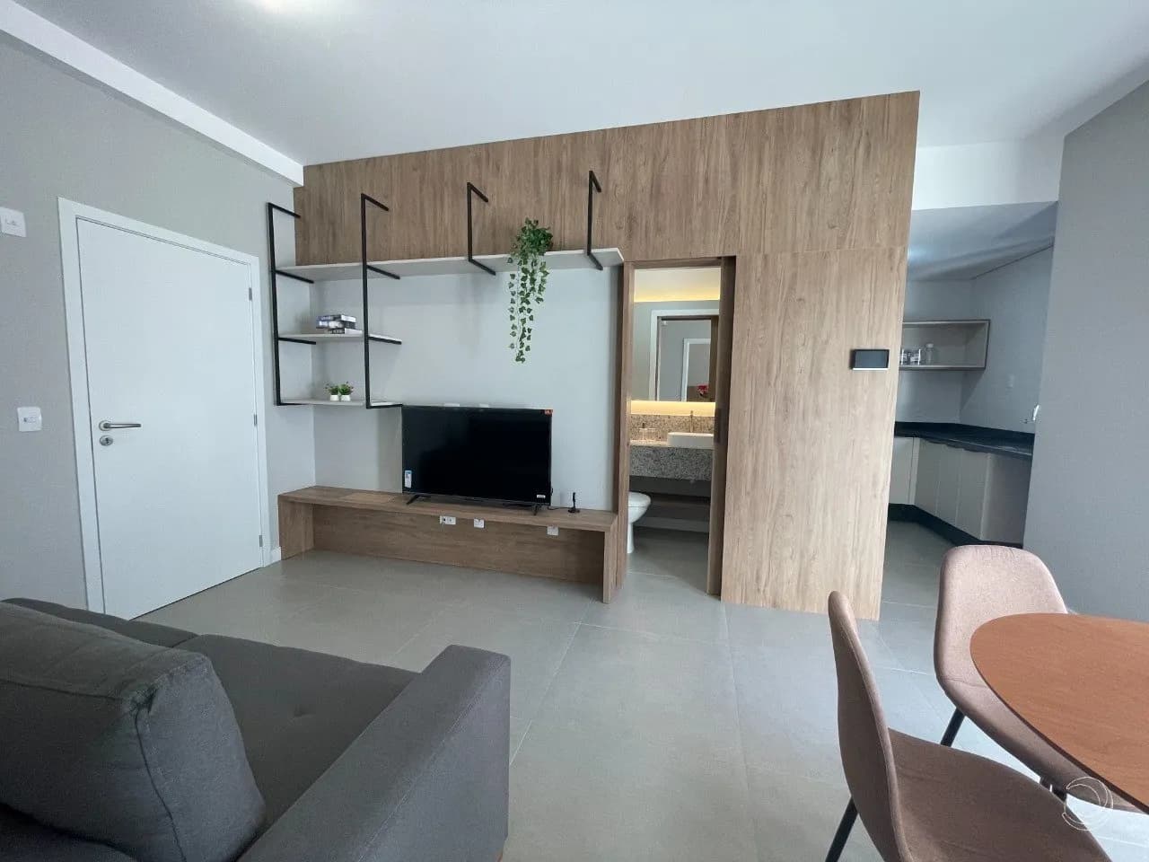 Apartamento para venda com 1 dormitório, em Cachoeira Do Bom Jesus com 53 m² — foto 5