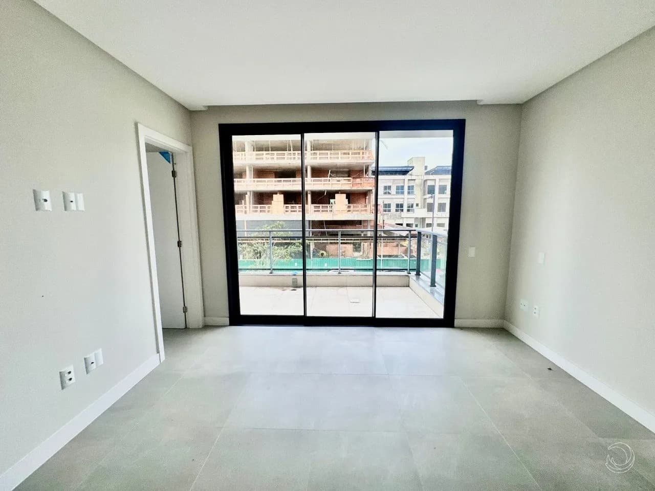 Apartamento para venda com 3 dormitórios em Pedra Branca com 242 m² — foto 2