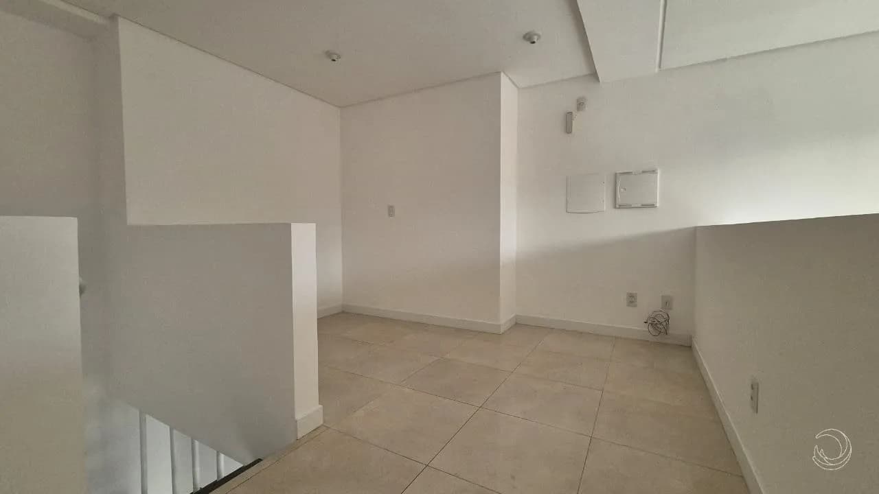 Loja para venda em Pantanal com 54 m² — foto 2