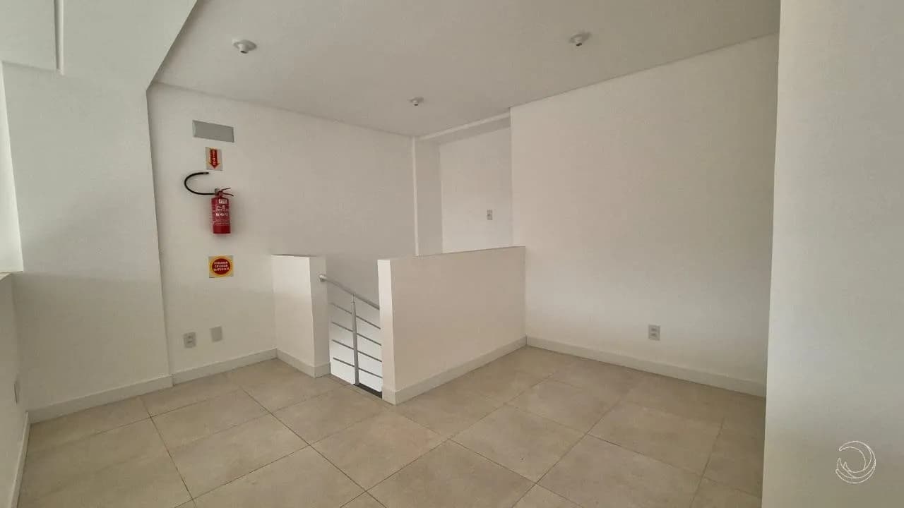 Loja para venda em Pantanal com 54 m² — foto 3