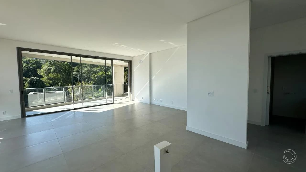 Cobertura para venda com 3 dormitórios em Cacupé com 164 m² — foto principal