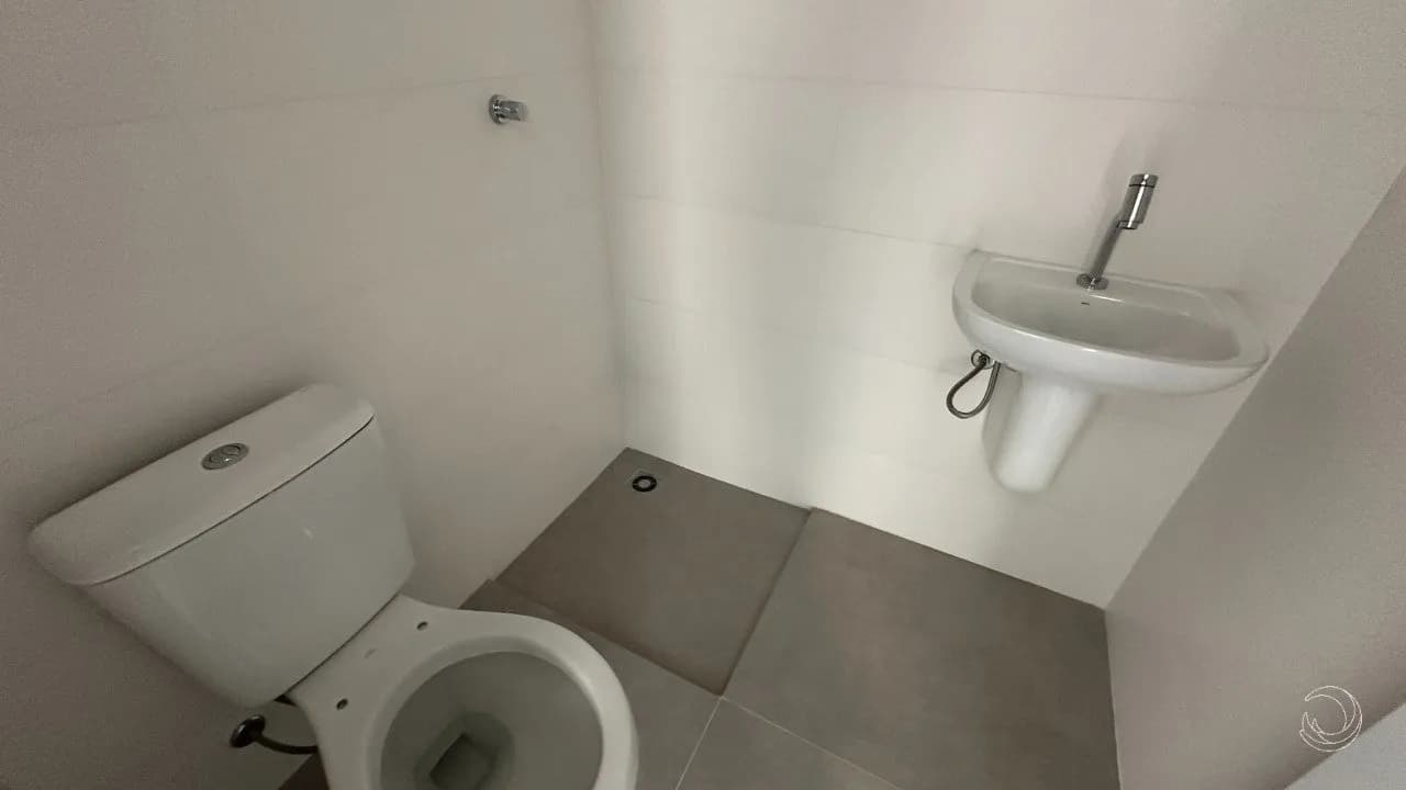 Cobertura para venda com 3 dormitórios em Cacupé com 164 m² — foto 2