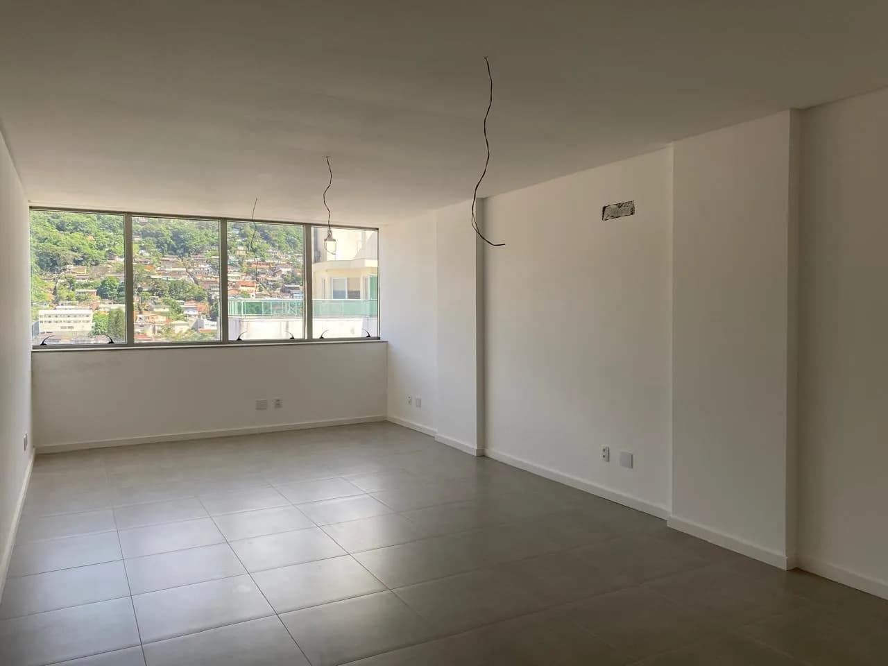 Sala comercial para venda em Saco Dos Limões com 38 m² — foto 4