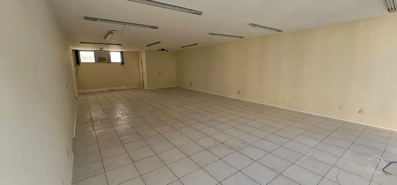 Sala comercial para venda em Centro com 83 m² — foto 2