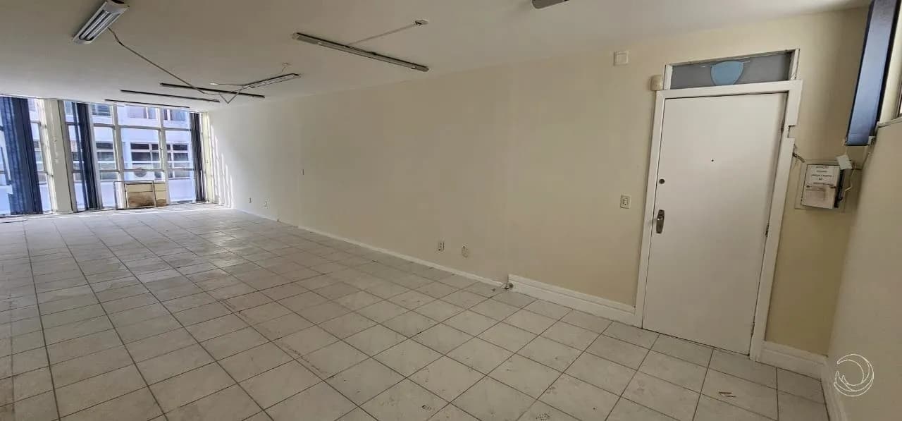 Sala comercial para venda em Centro com 83 m² — foto 4