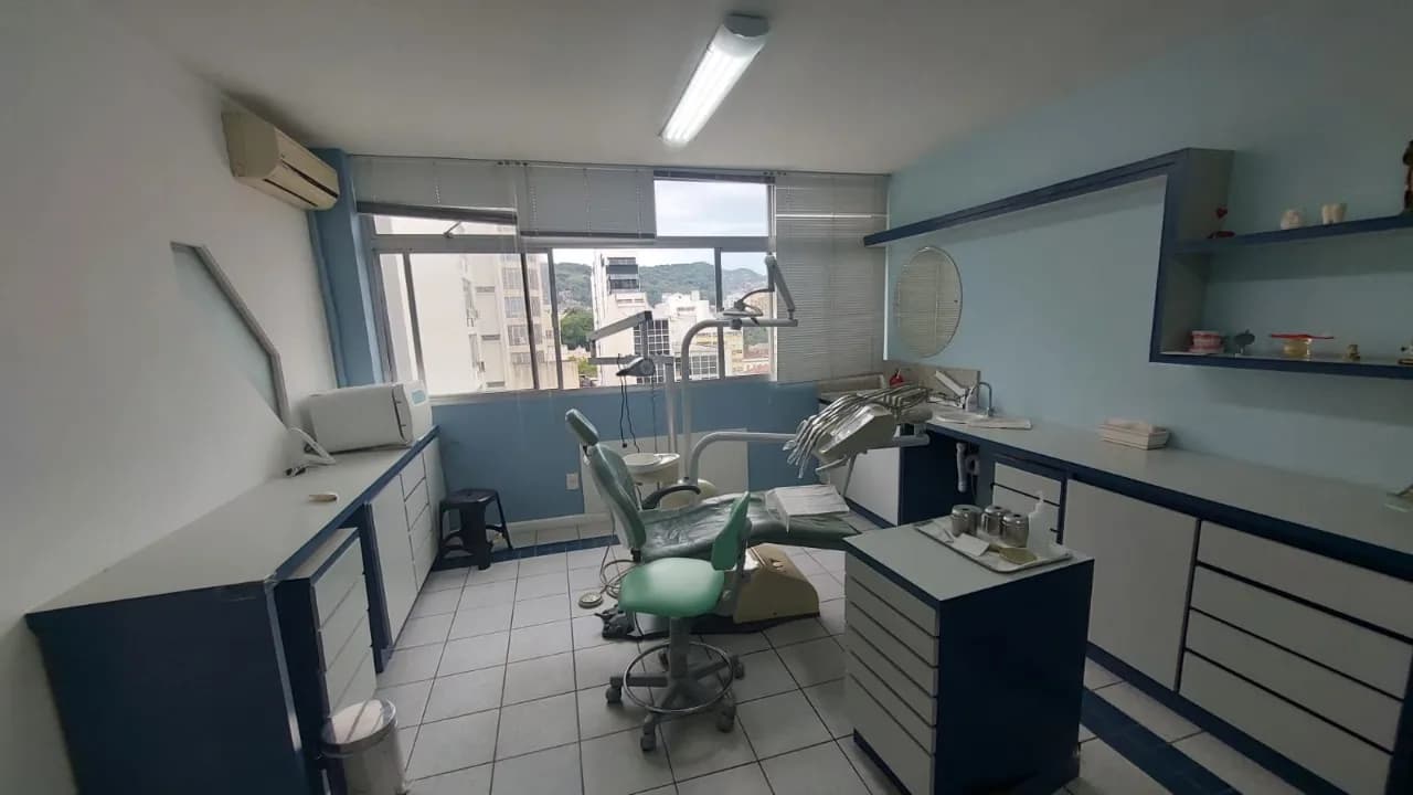 Sala comercial para venda em Centro com 56 m² — foto 5