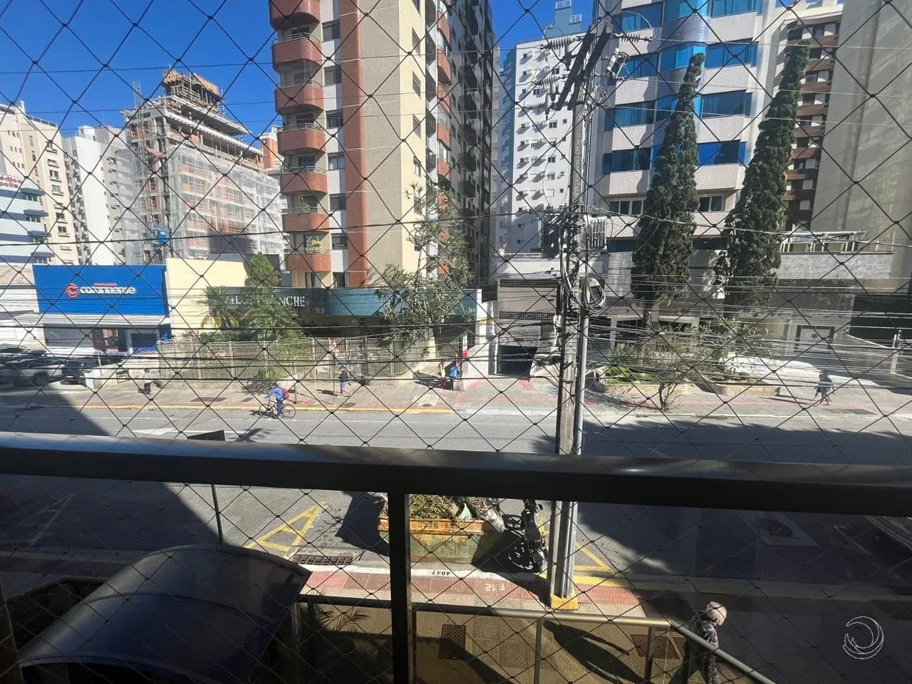 Apartamento para venda com 3 dormitórios em Centro com 105 m² — foto 3