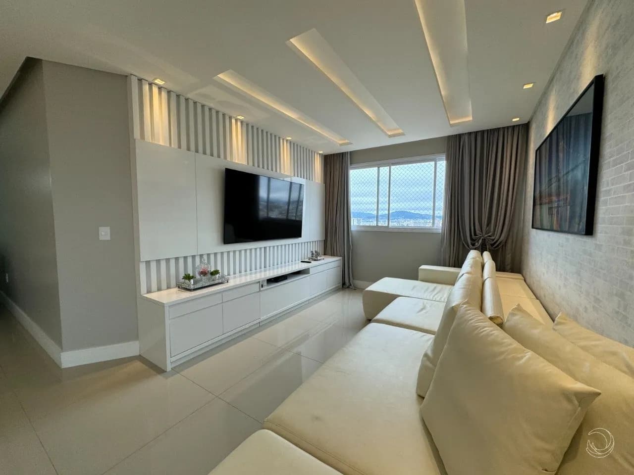 Cobertura para venda com 3 dormitórios em Barreiros com 190 m²
